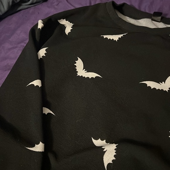 Bat Crew Neck - Picture 5 of 8